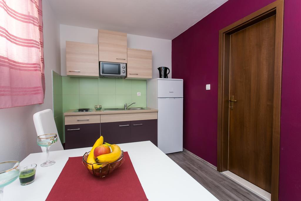 Apartments Tomas Trogir Eksteriør bilde
